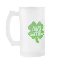 Does This Clover Make Me Look Drunk? Mug
