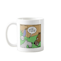 Dog VS. Vacuum Cleaner Funny Gifts & Collectibles Mug