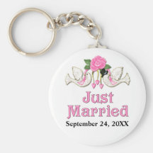 Dove & Rose - Just Married T-shirt Key Chains