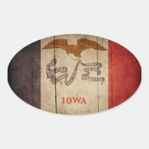 Drapeau en bois rocailleux de l'Iowa Autocollant Ovale