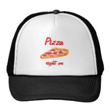 Droite de pizza dessus casquettes