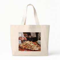 Dungeness Crab At Fishermans Wharf In San Francisc Tote Bags