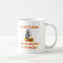 Écrous au sujet de grand-maman et de grand-papa tasse à café