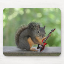 Écureuil jouant la guitare électrique tapis de souris