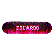 Eduardo pink fire Skatersollie skateboard.