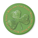 Eerie shamrock: Kiss me - I'm Irish! - Magnet