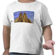 Europe, Spain, Barcelona, Sagrada Familia Tee Shirt