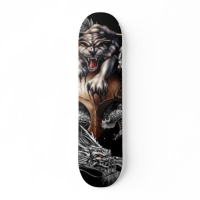 evil lion skate board by BarryWayne