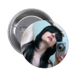 Expressions reflétées 1 - autoportrait badges avec agrafe