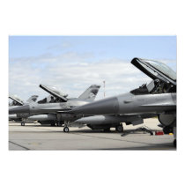 F-16 Fighting Falcons await to launch