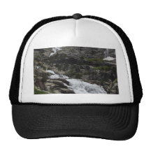 Falaises de cascades de Tokopah Casquettes