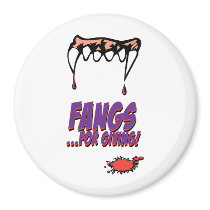 Fangs for giving magnet