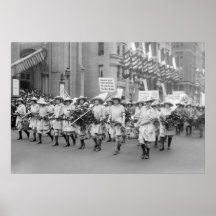 Farmerettes Sell WW1 Bonds, 1910s Posters