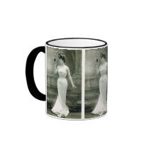 Fashionable 1900 coffee mugs