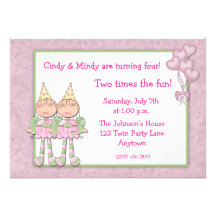 Fête d'anniversaire jumelle de filles cartons d'invitation