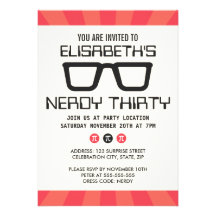 Fête d'anniversaire trente ringarde avec les verre invitation personnalisée