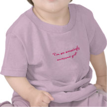 Fille étonnamment impressionnante t-shirts