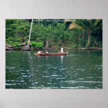 Filles de Maya dans Cayuco, Rio Dulce, Guatemala Affiche