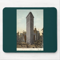 Flat Iron Building, New York City 1918 Vintage Mousepads