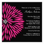 Fleur de roses indien à l'invitation nuptiale noir