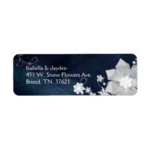 Fleurs de neige d'hiver épousant les étiquettes de étiquette d’adresse retour
