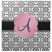 Fleurs noires et blanches de monogramme serviette