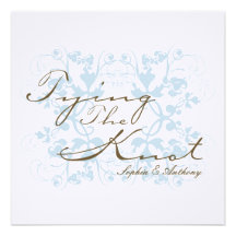 Flourish floral d'Aqua attachant l'invitation de m