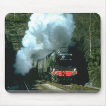 Flying Scotsman caught between tunnels at Barons W Mousepads