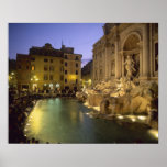 Fontaine de TREVI la nuit, Rome, Latium, Italie Posters