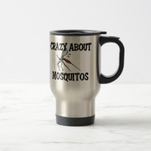 Fou au sujet des moustiques tasses à café