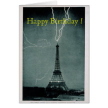 Foudre heurtant la carte d'anniversaire de tour d'
