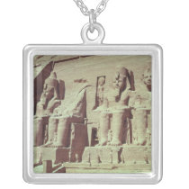 Four colossal figures of the king necklaces