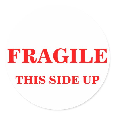 FRAGILE THIS SIDE UP shipping label by maximus7