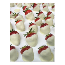 Fraises plongées en chocolat blanc carte postale