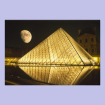 France, Paris, The Louvre Museum, Nighttime photography