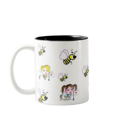 Friendzzz Mug by ohgreeting