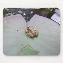 Frog on Lily Pad Mousemat