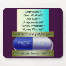 Fukitol, le travail ne suce, au-dessus de travaill tapis de souris
