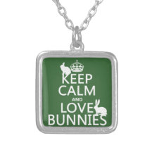 Gardez le calme et aimez les lapins - toutes les c collier