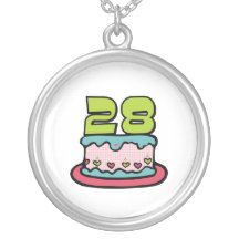 Gâteau d'anniversaire de 28 ans collier