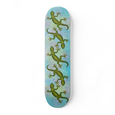 Geckos Custom Skate Board by aura2000