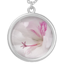 Geranium Necklace