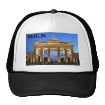 Germany Berlin Brandenburger Tor abends Trucker Hats