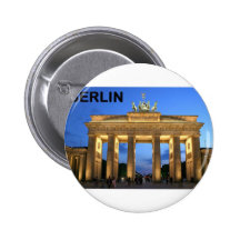 Germany Berlin Brandenburger Tor abends Pins