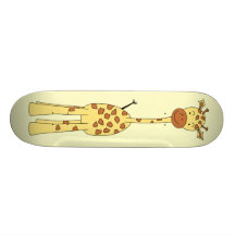 Girafe mignonne grande. Animal de bande dessinée Planches À Roulettes