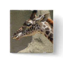 Giraffe Pin
