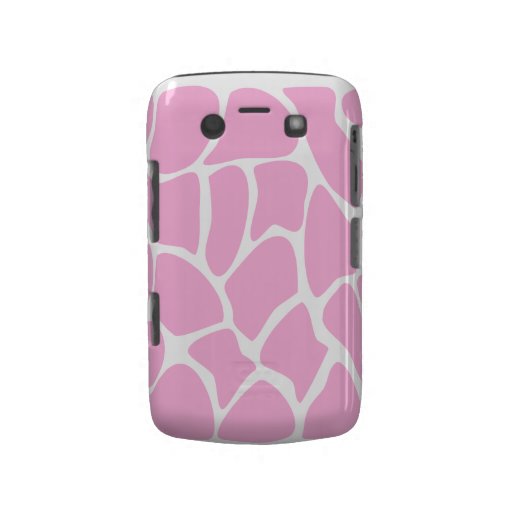 Giraffe Print Pattern in Candy Pink. Blackberry Bold Cases