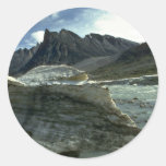 Glacez sur le rivage de la rivière de belette, Baf Autocollants Ronds