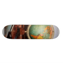Globe sur le piano skateboard