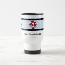 Gnome doux à la maison à la maison féerique de Cha Mug À Café